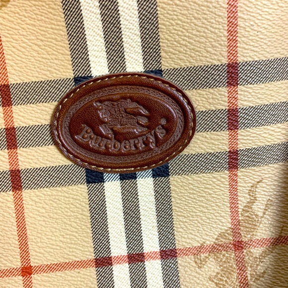 VINTAGE BURBERRY'S LARGE NOVA CHECK DUFFEL/TRAVEL BAG - Picture 2 of 11